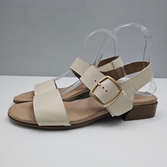 NEW Munro Cleo Sandal Womens 8.5 NARROW Cream Leather Open Toe Buckle Low Heel - Picture 1 of 13